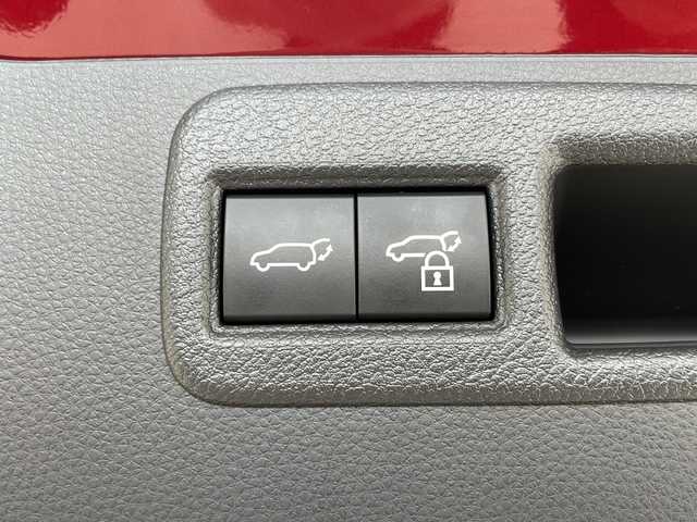 トヨタ ハリアー Z 愛知県 2023(令5)年 2.4万km センシュアルレッドマイカ 衝突被害軽減ブレーキ/JBLプレミアムサウンド/純正12.4インチディスプレイオーディオナビ（あり）/レーダークルーズコントロール/フルセグTV/Bluetooth/バックカメラ/電動リアゲート/パワーシート/ヘッドアップディスプレイ/コーナーセンサー/純正アルミホイール/ETC2.0/ブラインドスポットモニター/LEDヘッドライト/インテリジェントミラー/オートマチックハイビーム/置くだけ充電器/ドライブレコーダー/ステアリングスイッチ/スマートキー/プッシュスタート