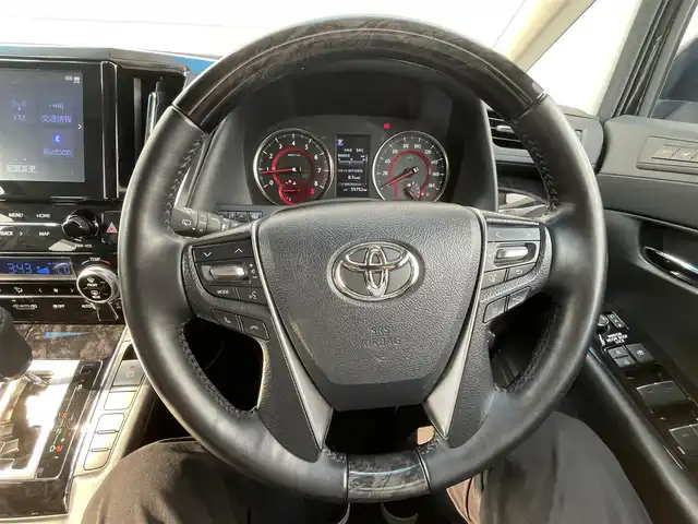 トヨタ アルファード S Cパッケージ 千葉県 2022(令4)年 6万km ブラック トヨタセーフティセンス/　衝突軽減ブレーキ/レーンキープアシスト/　レーダークルーズコントロール/オートハイビーム/　クリアランスソナー/ブラインドスポットモニター/サンルーフ/純正12インチフリップダウンモニター/純正9インチメーカーディスプレイナビ/　フルセグ/BT/USB/カープレイ/バックカメラ/ステアリングスイッチ/MTモード/電動パーキングブレーキ/ブレーキホールド/デジタルインナーミラー/ETC/レザーシート/パワーシート(D/N席)/シートヒーター(D/N席)/エアシート(D/N席)/ステアリングヒーター/LEDヘッドライト/オートライト/フォグライト/スマートキー/プッシュスタート/シーケンシャルウィンカー/オート電動格納/ウィンカーミラー/純正フロアマット/純正18インチAW