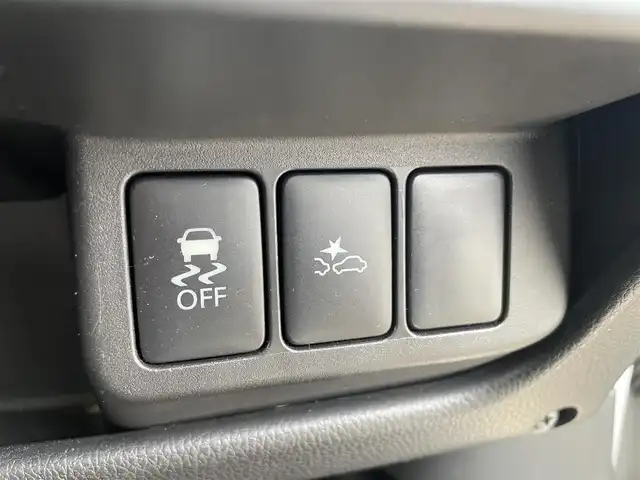 日産 デイズ ハイウェイスターG 富山県 2017(平29)年 7.1万km ホワイトパール アラウンドビューモニター/／社外７インチナビ/／フルセグＴＶ/／ＣＤ再生/／ＵＳＢ入力/／スマートキー/／プッシュスタート/／衝突軽減ブレーキ/／オートマチックハイビーム/／ＨＩＤオートライト/／フォグライト