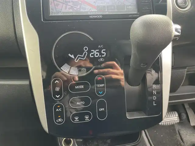 日産 デイズ ハイウェイスターG 富山県 2017(平29)年 7.1万km ホワイトパール アラウンドビューモニター/／社外７インチナビ/／フルセグＴＶ/／ＣＤ再生/／ＵＳＢ入力/／スマートキー/／プッシュスタート/／衝突軽減ブレーキ/／オートマチックハイビーム/／ＨＩＤオートライト/／フォグライト