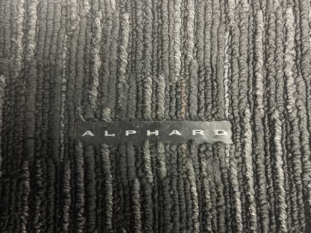 トヨタ アルファード Z 福岡県 2024(令6)年 3.4万km ブラック 左右独立ムーンルーフ　純正１３．２型後席モニター　純正１４型ナビ　ユニバーサルステップ　デジタルインナーミラー　全方位カメラ　ワイヤレス充電　電動リアゲート　両側電動スライドドア　ＥＴＣ　ドラレコ