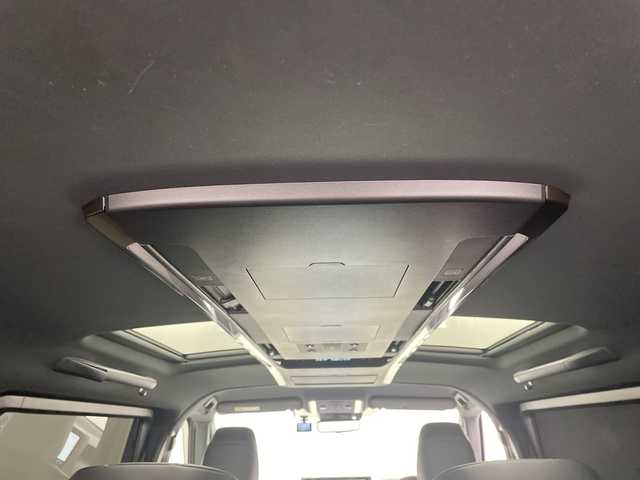 トヨタ アルファード Z 福岡県 2024(令6)年 3.4万km ブラック 左右独立ムーンルーフ　純正１３．２型後席モニター　純正１４型ナビ　ユニバーサルステップ　デジタルインナーミラー　全方位カメラ　ワイヤレス充電　電動リアゲート　両側電動スライドドア　ＥＴＣ　ドラレコ