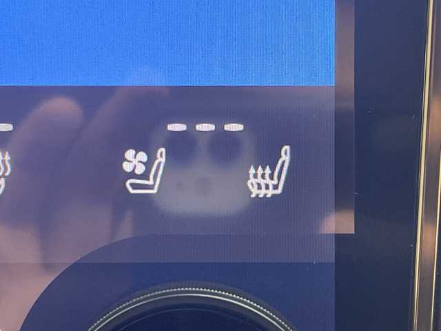 トヨタ アルファード Z 福岡県 2024(令6)年 3.4万km ブラック 左右独立ムーンルーフ　純正１３．２型後席モニター　純正１４型ナビ　ユニバーサルステップ　デジタルインナーミラー　全方位カメラ　ワイヤレス充電　電動リアゲート　両側電動スライドドア　ＥＴＣ　ドラレコ