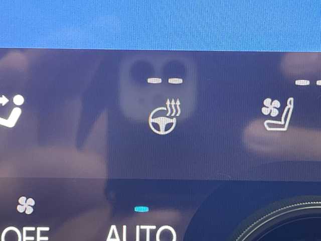 トヨタ アルファード Z 福岡県 2024(令6)年 3.4万km ブラック 左右独立ムーンルーフ　純正１３．２型後席モニター　純正１４型ナビ　ユニバーサルステップ　デジタルインナーミラー　全方位カメラ　ワイヤレス充電　電動リアゲート　両側電動スライドドア　ＥＴＣ　ドラレコ