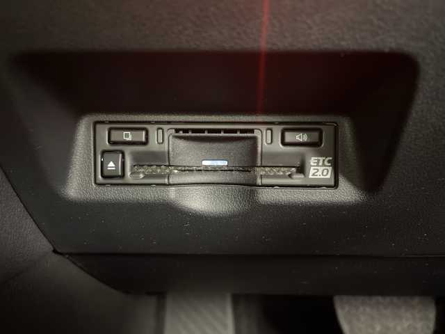 トヨタ アルファード Z 福岡県 2024(令6)年 3.4万km ブラック 左右独立ムーンルーフ　純正１３．２型後席モニター　純正１４型ナビ　ユニバーサルステップ　デジタルインナーミラー　全方位カメラ　ワイヤレス充電　電動リアゲート　両側電動スライドドア　ＥＴＣ　ドラレコ