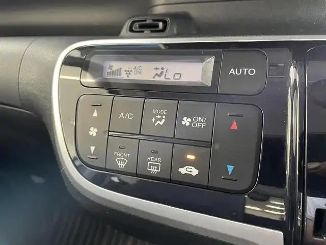 ホンダ Ｎ ＢＯＸ カスタム G ターボ Lパッケージ 千葉県 2015(平27)年 10万km ポリッシュドメタルメタリック ワンオーナー/シティブレーキアクティブシステム/両側パワースライドドア/ディーラーOPナビ(Gathers)/・ラジオ/CD/DVD/BT/フルセグTV/バックカメラ/ETC/ドライブレコーダー/パドルシフト/クルーズコントロール/アイドリングストップ/横滑り防止装置(VSA)/ハーフレザーシート/純正フロアマット/プッシュスタート/スマートキー/ディスチャージヘッドライト/オートライト/純正15インチアルミホイール/保証書/取扱説明書