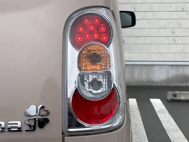 ダイハツ ミラ ココア プラスX 静岡県 2017(平29)年 7.8万km ココアベージュマイカメタリック 純正メモリーナビ(NMZK-W67D)/　AM FM CD DVD Bluetooth USB SD/フルセグTV/ETC/LEDヘッドライト/スマートキー/ルーフレール/アイドリングストップ/純正フロアマット/電動格納ミラー/ワンオーナー/バックモニター/前方ドライブレコーダー