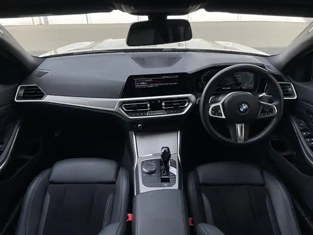 ＢＭＷ ＢＭＷ ３２０ｉ Mスポーツ 山梨県 2019(令1)年 3.3万km サファイアブラックP 純正HDDナビ/パークディスタンスコントロール/パーキングアシスト/リアビューカメラ/リバースアシスト/黒ハーフレザーシート/前席パワーシート/シートヒーター/CarPlay/タッチ充電/アクティブクルーズコントロール/レーンディパーチャーウォーニング/レーンチェンジウォーニング/ステアリング/レーンコントロール/アダプティブLEDヘッドランプ/ハイビームアシスト/ミラー型ETC/トランクリッド/スペアキ/保証書/純正18インチAW