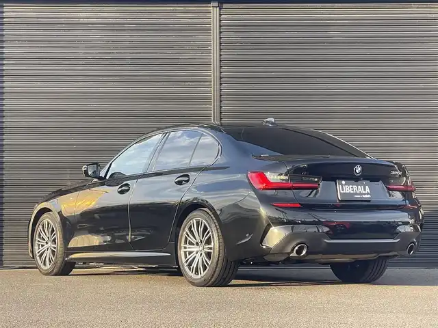 ＢＭＷ ＢＭＷ ３２０ｉ Mスポーツ 山梨県 2019(令1)年 3.3万km サファイアブラックP 純正HDDナビ/パークディスタンスコントロール/パーキングアシスト/リアビューカメラ/リバースアシスト/黒ハーフレザーシート/前席パワーシート/シートヒーター/CarPlay/タッチ充電/アクティブクルーズコントロール/レーンディパーチャーウォーニング/レーンチェンジウォーニング/ステアリング/レーンコントロール/アダプティブLEDヘッドランプ/ハイビームアシスト/ミラー型ETC/トランクリッド/スペアキ/保証書/純正18インチAW