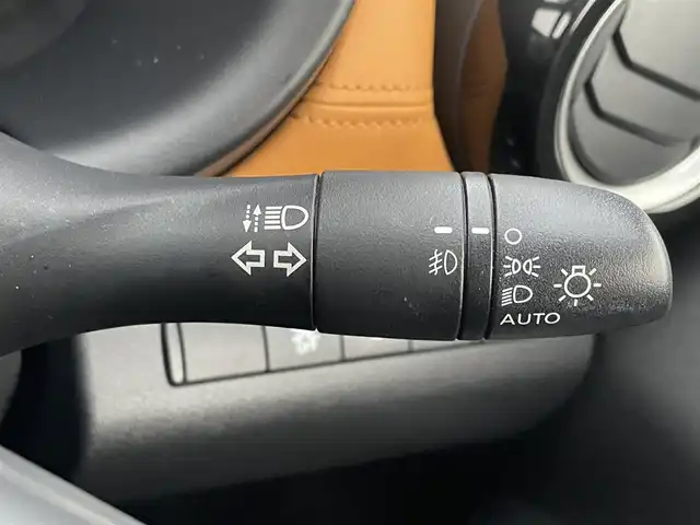 日産 キックス X ツートーンインテリアED 宮城県 2020(令2)年 5.3万km ブリリアントホワイトパール e-powerプロパイロット/純正SDナビ/・BT接続/フルセグTV/・USB入力/CD/DVD/アラウンドビューモニター/・バック/フロント/サイド/純正17インチアルミホイール/安全装備/・エマージェンシーブレーキ/・インテリジェントルームミラー/ヘッドライトレベライザー/革巻きステアリング/・ステアリングヒーター/純正LEDヘッドライト/・LEDフォグランプ/純正フロアマット/ルーフレール/禁煙車