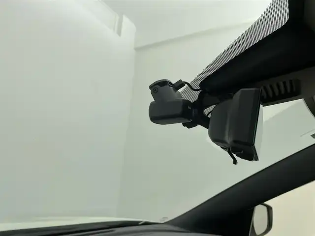 日産 キックス X ツートーンインテリアED 宮城県 2020(令2)年 5.3万km ブリリアントホワイトパール e-powerプロパイロット/純正SDナビ/・BT接続/フルセグTV/・USB入力/CD/DVD/アラウンドビューモニター/・バック/フロント/サイド/純正17インチアルミホイール/安全装備/・エマージェンシーブレーキ/・インテリジェントルームミラー/ヘッドライトレベライザー/革巻きステアリング/・ステアリングヒーター/純正LEDヘッドライト/・LEDフォグランプ/純正フロアマット/ルーフレール/禁煙車