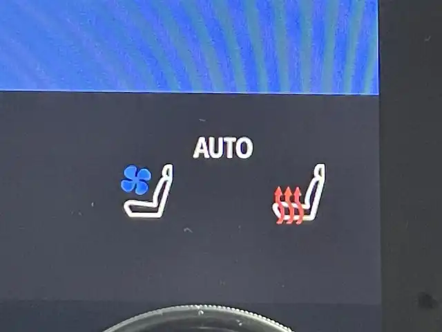 トヨタ アルファード Z 大阪府 2025(令7)年 0.5万km ブラック ワンオーナー/大型純正ナビ/全方位カメラ/スマートキー/ETC/両側パワースライド/モデリスタエアロ/サンルーフ/純正前後ドラレコ/デジタルインナーミラー/フリップダウンモニター/ステアリングスイッチ/レーンキープアシスト/レーダークルーズコントロール/衝突被害軽減ブレーキ/Wオートエアコン/オートライト/オートハイビーム/オートワイパー/オートホールド/電子パーキングブレーキ/ブラインドスポットモニター/パワーバックドア/前席パワーシート/前席シートヒーター/前席シートクーラー/２列目シートヒーター/２列目シートクーラー/ハンドルヒーター/純正アルミホイール/保証書、取説