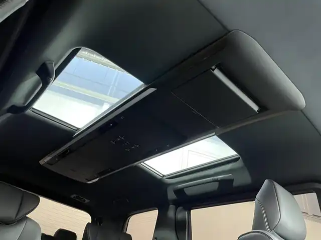 トヨタ アルファード Z 大阪府 2025(令7)年 0.5万km ブラック ワンオーナー/大型純正ナビ/全方位カメラ/スマートキー/ETC/両側パワースライド/モデリスタエアロ/サンルーフ/純正前後ドラレコ/デジタルインナーミラー/フリップダウンモニター/ステアリングスイッチ/レーンキープアシスト/レーダークルーズコントロール/衝突被害軽減ブレーキ/Wオートエアコン/オートライト/オートハイビーム/オートワイパー/オートホールド/電子パーキングブレーキ/ブラインドスポットモニター/パワーバックドア/前席パワーシート/前席シートヒーター/前席シートクーラー/２列目シートヒーター/２列目シートクーラー/ハンドルヒーター/純正アルミホイール/保証書、取説