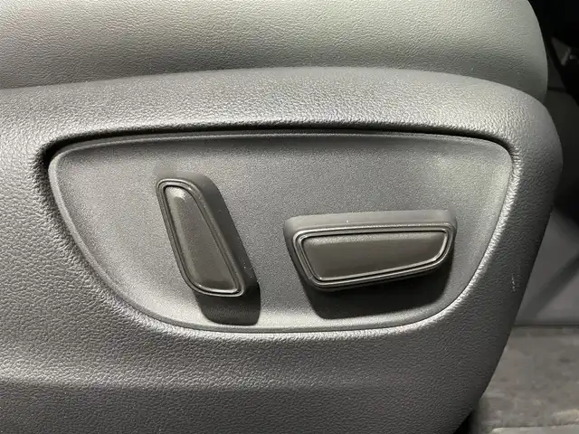 トヨタ アルファード Z 大阪府 2025(令7)年 0.5万km ブラック ワンオーナー/大型純正ナビ/全方位カメラ/スマートキー/ETC/両側パワースライド/モデリスタエアロ/サンルーフ/純正前後ドラレコ/デジタルインナーミラー/フリップダウンモニター/ステアリングスイッチ/レーンキープアシスト/レーダークルーズコントロール/衝突被害軽減ブレーキ/Wオートエアコン/オートライト/オートハイビーム/オートワイパー/オートホールド/電子パーキングブレーキ/ブラインドスポットモニター/パワーバックドア/前席パワーシート/前席シートヒーター/前席シートクーラー/２列目シートヒーター/２列目シートクーラー/ハンドルヒーター/純正アルミホイール/保証書、取説