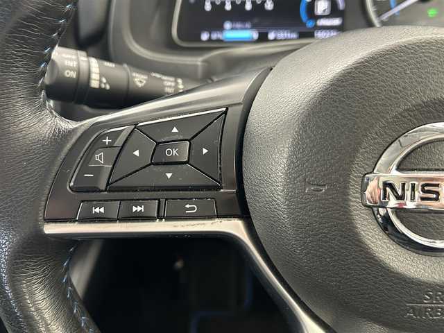 日産 リーフ e+ G 愛知県 2020(令2)年 1.6万km ブリリアントホワイトパール ワンオーナー/純正ナビ/フルセグテレビ/バックカメラ/アラウンドビュー/Bluetooth/ウィンカーミラー/クルーズコントロール/ドアバイザー/プッシュスタート/ビルトインETC2.0/プロパイロット/HDMI/BSM/BOSE