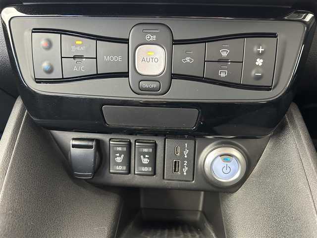 日産 リーフ e+ G 愛知県 2020(令2)年 1.6万km ブリリアントホワイトパール ワンオーナー/純正ナビ/フルセグテレビ/バックカメラ/アラウンドビュー/Bluetooth/ウィンカーミラー/クルーズコントロール/ドアバイザー/プッシュスタート/ビルトインETC2.0/プロパイロット/HDMI/BSM/BOSE