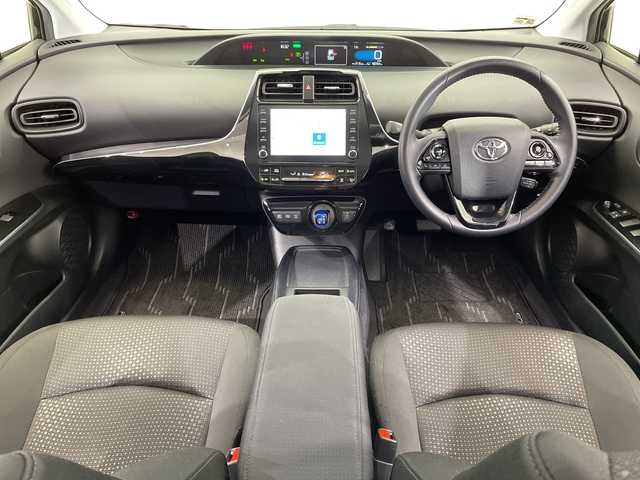 トヨタ プリウス SセーフティプラスⅡ 栃木県 2022(令4)年 4.1万km アティチュードブラックマイカ ワンオーナー/モデリスタエアロ/純正ディスプレイオーディオ/(Bluetooth・USB)/全方位カメラ/バックカメラ/トヨタセーフティセンス/ ・プリクラッシュセーフティ/ ・レーンキープアシスト/ ・レーダークルーズコントロール/ ・オートハイビーム/前後コーナーセンサー/ブラインドスポットモニター/AC100V充電/LEDヘッドライト/オートライト/フォグランプ/アルミ付きスタッドレスタイヤ積込/スマートキー