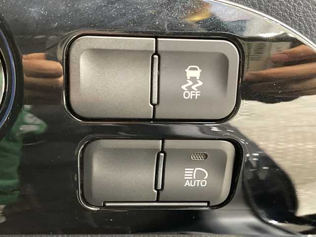 トヨタ プリウス SセーフティプラスⅡ 栃木県 2022(令4)年 4.1万km アティチュードブラックマイカ ワンオーナー/モデリスタエアロ/純正ディスプレイオーディオ/(Bluetooth・USB)/全方位カメラ/バックカメラ/トヨタセーフティセンス/ ・プリクラッシュセーフティ/ ・レーンキープアシスト/ ・レーダークルーズコントロール/ ・オートハイビーム/前後コーナーセンサー/ブラインドスポットモニター/AC100V充電/LEDヘッドライト/オートライト/フォグランプ/アルミ付きスタッドレスタイヤ積込/スマートキー