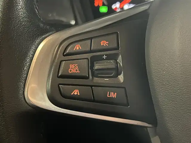 ＢＭＷ Ｘ１ xDrive 18d xライン 岐阜県 2020(令2)年 3.5万km ミネラルホワイト アドバンスドアクティブセーフティパッケージ/ドライビングアシストプラス/　アクティブクルーズコントロール　ストップゴー機能付/コンフォートパッケージ/　スライディング・リヤ・シート/　電動フロントシート　運転席助手席　運転席メモリー機能付/ドライビングアシスト/　レーンディパーチャーウォーニング/　前車接近警告機能/　衝突回避・被害軽減ブレーキ/リヤビューカメラ（予想進路表示機能付）