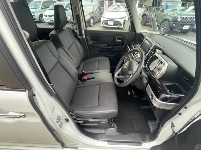 スズキ スペーシア カスタム HYBRID XS 青森県 2022(令4)年 1.5万km ピュアホワイトP ４ＷＤ/HV/社外ナビ（フルセグ/AM/FM）/両側パワースライドドア/リアサーキュレーター/D/N席シートヒーター/パーキングセンサー/コーナーセンサー/衝突軽減システム/横滑り防止装置/アイドリングストップ/165/55/15純正アルミホイール夏タイヤ/社外エンジンスターター/スペアキー/ＥＴＣ/保証書/取扱説明書