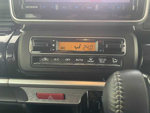 スズキ スペーシア カスタム HYBRID XS 青森県 2022(令4)年 1.5万km ピュアホワイトP ４ＷＤ/HV/社外ナビ（フルセグ/AM/FM）/両側パワースライドドア/リアサーキュレーター/D/N席シートヒーター/パーキングセンサー/コーナーセンサー/衝突軽減システム/横滑り防止装置/アイドリングストップ/165/55/15純正アルミホイール夏タイヤ/社外エンジンスターター/スペアキー/ＥＴＣ/保証書/取扱説明書