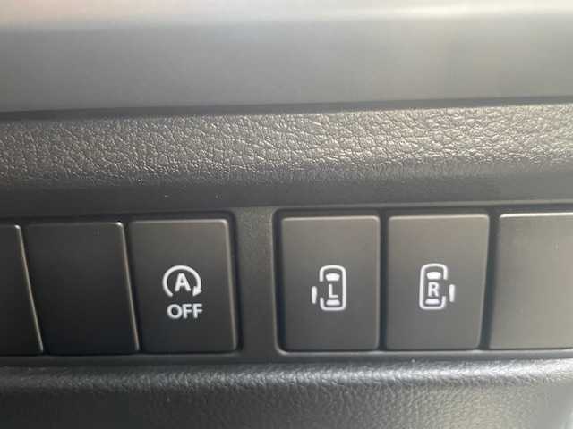 スズキ スペーシア カスタム HYBRID XS 青森県 2022(令4)年 1.5万km ピュアホワイトP ４ＷＤ/HV/社外ナビ（フルセグ/AM/FM）/両側パワースライドドア/リアサーキュレーター/D/N席シートヒーター/パーキングセンサー/コーナーセンサー/衝突軽減システム/横滑り防止装置/アイドリングストップ/165/55/15純正アルミホイール夏タイヤ/社外エンジンスターター/スペアキー/ＥＴＣ/保証書/取扱説明書