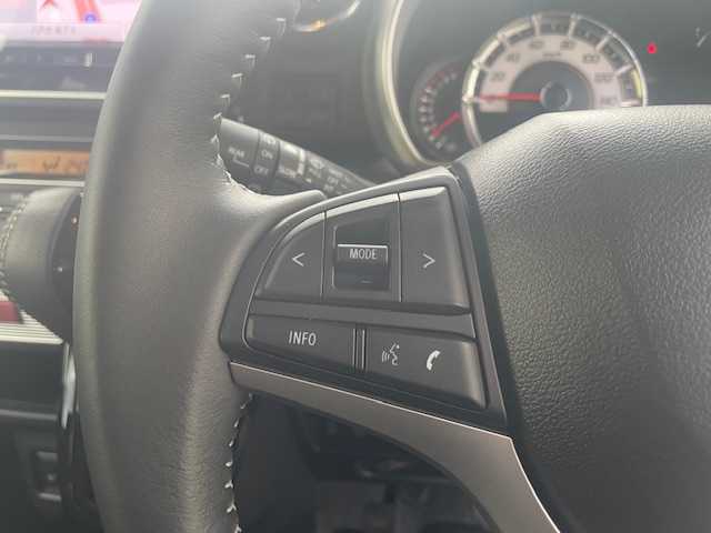 スズキ スペーシア カスタム HYBRID XS 青森県 2022(令4)年 1.5万km ピュアホワイトP ４ＷＤ/HV/社外ナビ（フルセグ/AM/FM）/両側パワースライドドア/リアサーキュレーター/D/N席シートヒーター/パーキングセンサー/コーナーセンサー/衝突軽減システム/横滑り防止装置/アイドリングストップ/165/55/15純正アルミホイール夏タイヤ/社外エンジンスターター/スペアキー/ＥＴＣ/保証書/取扱説明書