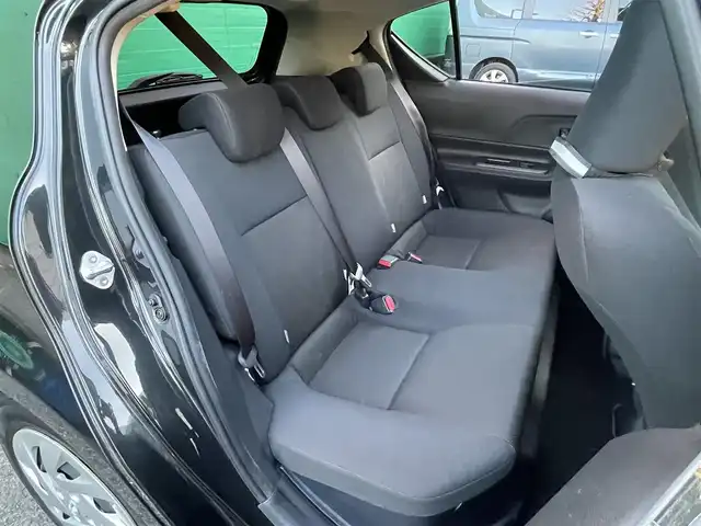 トヨタ アクア S スタイルブラック 東京都 2017(平29)年 1万km ブラックマイカ ワンオーナー/純正ナビ（NSZT-W66T）/・フルセグTV/Bluetooth/DVD/バックカメラ/純正ドライブレコーダー（DRT-H66A)/前後コーナーセンサー/レーンキープアシスト/オートライト/オートハイビーム/ETC2.0/スマートキー/スペアキー×1/保証書/取扱説明書