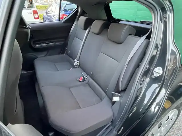 トヨタ アクア S スタイルブラック 東京都 2017(平29)年 1万km ブラックマイカ ワンオーナー/純正ナビ（NSZT-W66T）/・フルセグTV/Bluetooth/DVD/バックカメラ/純正ドライブレコーダー（DRT-H66A)/前後コーナーセンサー/レーンキープアシスト/オートライト/オートハイビーム/ETC2.0/スマートキー/スペアキー×1/保証書/取扱説明書