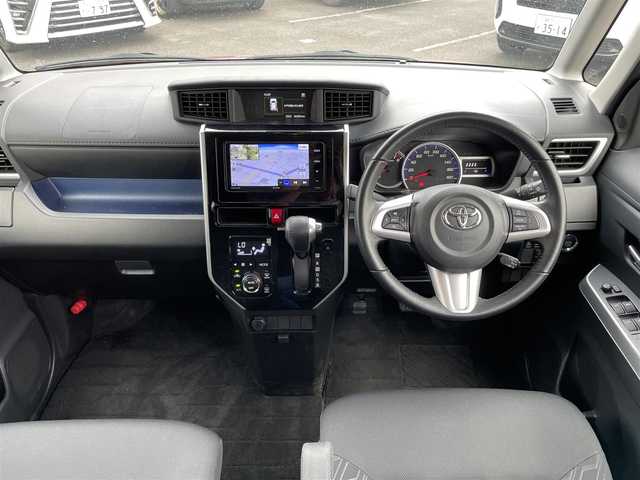 トヨタ タンク カスタムG S 兵庫県 2017(平29)年 4.7万km マゼンタベリーマイカM 社外ナビ（AVN-D8W）/（AM/FM/TV/BT/MSV)/バックカメラ/両側パワースライドドア/ステアリングスイッチ/スマートアシスト/レーンキープアシスト/プリクラッシュセーフティ/誤発進抑制機能/クルーズコントロール/プッシュスタート/アイドリングストップ/ETC/純正フロアマット/LEDヘッドライト/フォグランプ