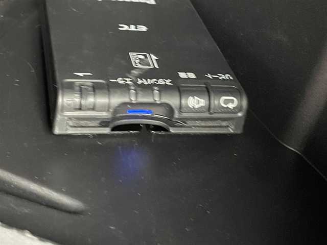 トヨタ タンク カスタムG S 兵庫県 2017(平29)年 4.7万km マゼンタベリーマイカM 社外ナビ（AVN-D8W）/（AM/FM/TV/BT/MSV)/バックカメラ/両側パワースライドドア/ステアリングスイッチ/スマートアシスト/レーンキープアシスト/プリクラッシュセーフティ/誤発進抑制機能/クルーズコントロール/プッシュスタート/アイドリングストップ/ETC/純正フロアマット/LEDヘッドライト/フォグランプ