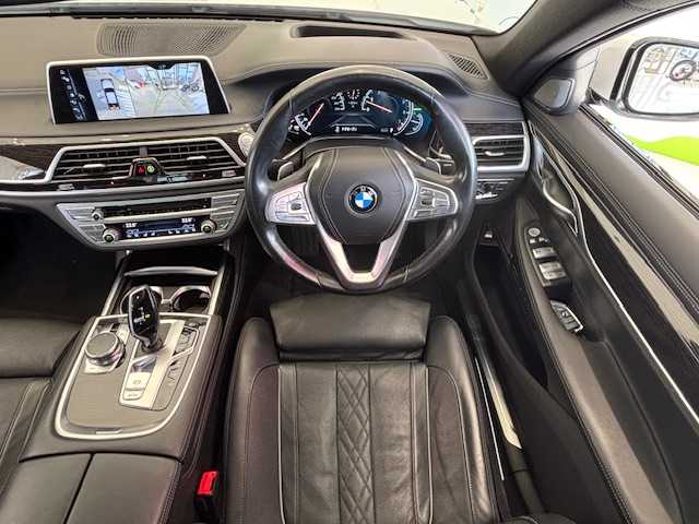 ＢＭＷ ７４０ｉ