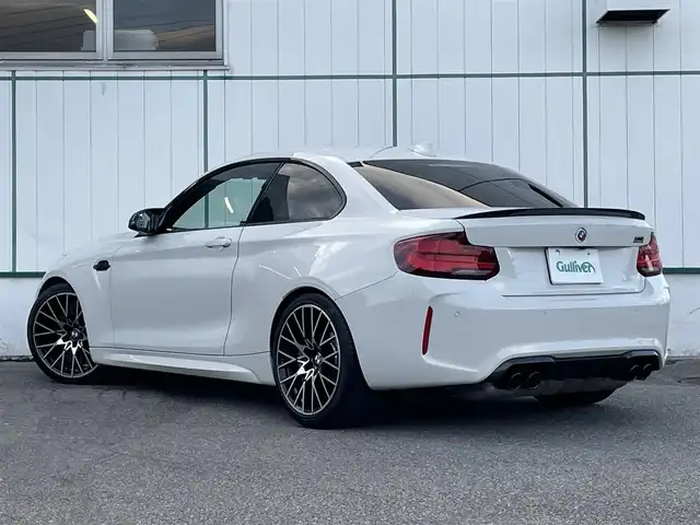 ＢＭＷ Ｍ２ コンペティション 山梨県 2019(令1)年 2.6万km アルピンホワイトⅢ 純正HDDナビ/Bluetooth接続/バックカメラ/前席パワーシート/前席シートヒーター/インテリジェントセーフティー/HarmanKardonスピーカー/前後ドライブレコーダー/カーボンパーツ多数/アイドリングストップ/コーナーセンサー/取扱説明書/保証書