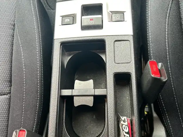 スバル レヴォーグ 1．6GT アイサイト 埼玉県 2014(平26)年 9.9万km アイスシルバーメタリック アイサイト/純正ナビ/　CD/DVD/BT/フルセグ/バックカメラ/レーダークルーズコントロール/ＬＥＤオートライト/18インチアルミホイール/パドルシフト/アイドリングストップ/ＥＴＣ