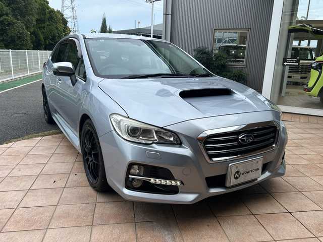 スバル レヴォーグ 1．6GT アイサイト 道央・札幌 2014(平26)年 9.9万km アイスシルバーメタリック (株)IDOMが運営する【じしゃロン札幌店】の自社ローン専用車両になりますこちらは現金またはオートローンご利用価格です。自社ローンご希望の方は別途その旨お申し付けください。/アイサイト/純正ナビ/　CD/DVD/BT/フルセグ/バックカメラ/レーダークルーズコントロール/ＬＥＤオートライト/18インチアルミホイール/パドルシフト/アイドリングストップ/ＥＴＣ