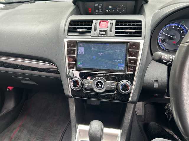 スバル レヴォーグ 1．6GT アイサイト 道央・札幌 2014(平26)年 9.9万km アイスシルバーメタリック (株)IDOMが運営する【じしゃロン札幌豊平店】の自社ローン対象車両になります。こちらは現金ご利用時の価格です。/自社ローンご希望の方は別途その旨お申付け下さい。/アイサイト/純正ナビ/　CD/DVD/BT/フルセグ/バックカメラ/レーダークルーズコントロール/ＬＥＤオートライト/18インチアルミホイール/パドルシフト/アイドリングストップ/ＥＴＣ