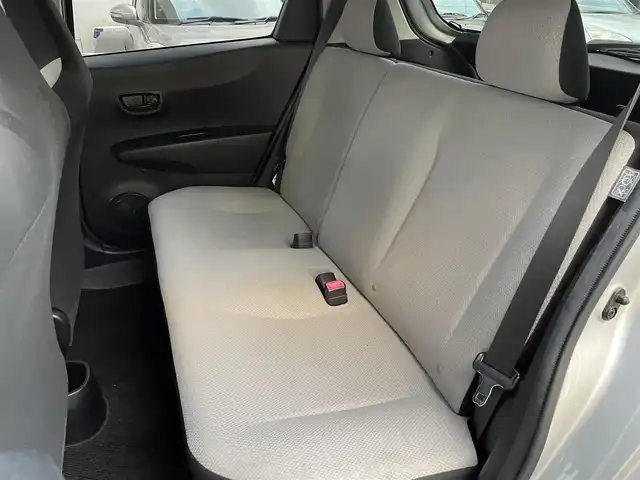 トヨタ ヴィッツ F 福岡県 2012(平24)年 10.3万km シルバーM 社外ナビ/（AM/FM/CD/DVD/SD/ワンセグTV）/ETC/電格ミラー/ドライブレコーダー前（SD無し）/純正フロアマット/スペアキー×１