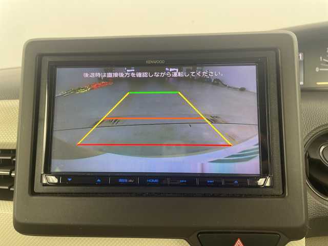 ホンダ Ｎ ＢＯＸ G L ホンダセンシング 埼玉県 2018(平30)年 4.9万km プレミアムアイボリーパール/ブラウン2トーン 社外ナビ　MDV-D565BT/（Bluetooth/CD/DVD/USB/AM/FM）/地デジフルセグ/バックカメラ/ETC/Honda SENSING/・衝突軽減ブレーキ/・アダプティブクルーズコントロール/・誤発進抑制機能/・歩行者事故低減ステアリング/・路外逸脱抑制機能/・オートハイビーム/・先行車発進お知らせ機能/・標識認識機能/片側パワースライドドア/プッシュスタート/ステアリングリモコン/ロールサンシェード/ウィンカーミラー