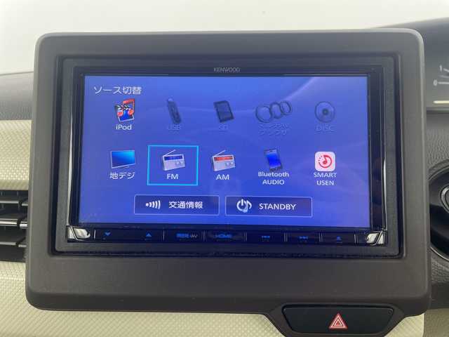 ホンダ Ｎ ＢＯＸ G L ホンダセンシング 埼玉県 2018(平30)年 4.9万km プレミアムアイボリーパール/ブラウン2トーン 社外ナビ　MDV-D565BT/（Bluetooth/CD/DVD/USB/AM/FM）/地デジフルセグ/バックカメラ/ETC/Honda SENSING/・衝突軽減ブレーキ/・アダプティブクルーズコントロール/・誤発進抑制機能/・歩行者事故低減ステアリング/・路外逸脱抑制機能/・オートハイビーム/・先行車発進お知らせ機能/・標識認識機能/片側パワースライドドア/プッシュスタート/ステアリングリモコン/ロールサンシェード/ウィンカーミラー