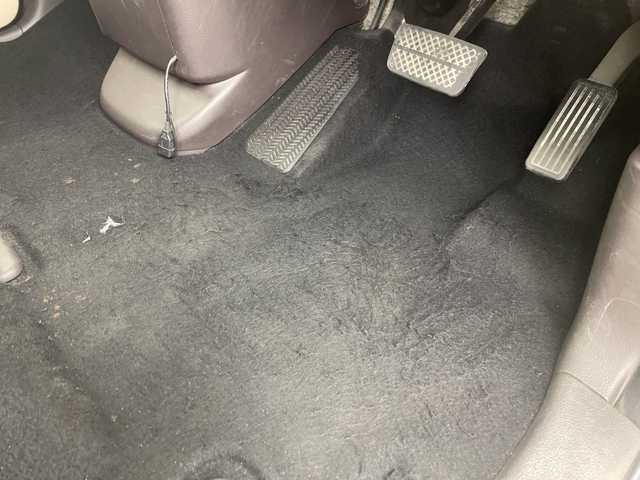 ホンダ Ｎ ＢＯＸ G L ホンダセンシング 埼玉県 2018(平30)年 4.9万km プレミアムアイボリーパール/ブラウン2トーン 社外ナビ　MDV-D565BT/（Bluetooth/CD/DVD/USB/AM/FM）/地デジフルセグ/バックカメラ/ETC/Honda SENSING/・衝突軽減ブレーキ/・アダプティブクルーズコントロール/・誤発進抑制機能/・歩行者事故低減ステアリング/・路外逸脱抑制機能/・オートハイビーム/・先行車発進お知らせ機能/・標識認識機能/片側パワースライドドア/プッシュスタート/ステアリングリモコン/ロールサンシェード/ウィンカーミラー