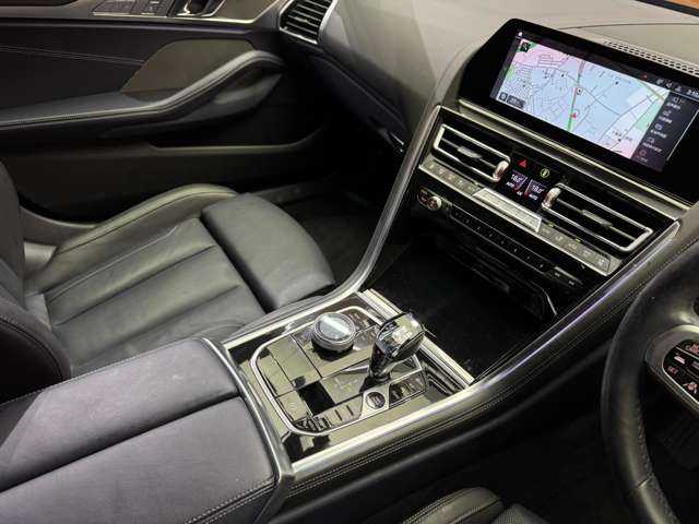 ＢＭＷ ８４０ｄ xDriveグランC Mスポーツ 千葉県 2019(令1)年 5.9万km カーボンブラックM アダプティブMサスペンションプロフェッショナル　/ACC /革シート　/HUD　/harmankardonサウンド　/ナビ　/TV　/360°　/Bluetooth接続　/電動トランク　/シートH　/レーザーライト　/ワンオーナー　/ドライビングアシストプロ