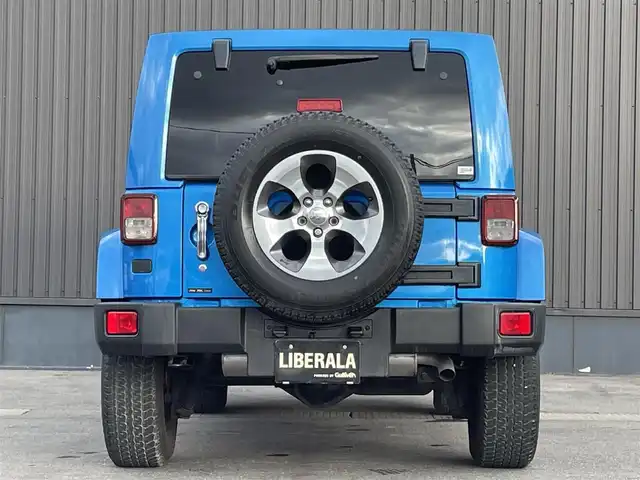 クライスラー・ジープ ジープ ラングラー 青森県 2016(平28)年 3.5万km 青 社外ナビ/(フルセグTV/CD/DVD/Bluetooth)/ALPINEスピーカー/バックカメラ/ETC/前後ドライブレコーダー/前席シートヒーター/クルーズコントロール/純正フロアマット/純正アルミホイール/横滑り防止装置/ダウンヒルアシスト/4WD/寒冷地仕様車/オートライト/LEDヘッドライト/レザーシート