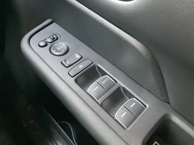 ホンダ ステップワゴン スパーダ eHEV 福岡県 2022(令4)年 4.5万km トワイライトミストブラックパール ワンオーナー/無限グリル/純正11.4インチナビ/（AM/FM/DISC/SD/SDREC/BT/フルセグ）/AppleCarPlay/AndroidAuto/Bカメラ/レーダークルーズコントロール/両側パワースライドドア/電動リアゲート/LEDヘッドライト/オートライト/ハーフレザーシート/オットマン/DN席シートヒーター/純正16インチAW/ステアリングスイッチ/ハンドルアシスト/サンシェード/BSM/横滑り防止装置/コーナーセンサー/レーンキープアシスト/盗難防止装置/衝突被害軽減システム/アイドリングストップ/ドライブレコーダー/スマートキー/ETC/保証書/取扱説明書