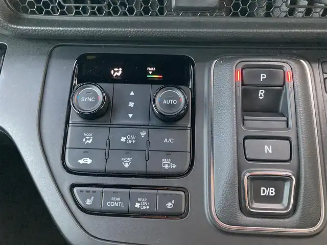 ホンダ ステップワゴン スパーダ eHEV 福岡県 2022(令4)年 4.5万km トワイライトミストブラックパール ワンオーナー/無限グリル/純正11.4インチナビ/（AM/FM/DISC/SD/SDREC/BT/フルセグ）/AppleCarPlay/AndroidAuto/Bカメラ/レーダークルーズコントロール/両側パワースライドドア/電動リアゲート/LEDヘッドライト/オートライト/ハーフレザーシート/オットマン/DN席シートヒーター/純正16インチAW/ステアリングスイッチ/ハンドルアシスト/サンシェード/BSM/横滑り防止装置/コーナーセンサー/レーンキープアシスト/盗難防止装置/衝突被害軽減システム/アイドリングストップ/ドライブレコーダー/スマートキー/ETC/保証書/取扱説明書