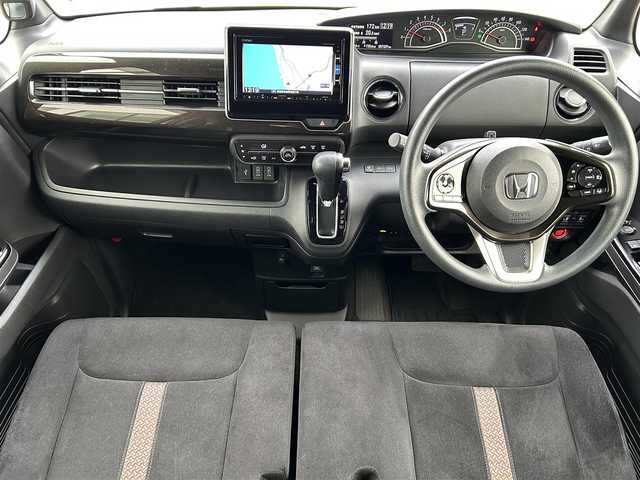 ホンダ Ｎ ＢＯＸ カスタム G L ホンダセンシング 愛媛県 2019(平31)年 5.8万km プラチナホワイトパール 登録時走行距離：57429Km/ディーラーOP純正メモリナビ/フルセグTV/Bluetooth/CD/DVD/AM/FM/ビルトインETC/後コーナーセンサー/スマートキー/スペアキー/ベンチシート/両側パワスラ/横滑り防止装置/衝突軽減システム/レーンキープアシスト/LEDヘッドライト/オートライト/フォグランプ/エンジンスタートボタン/スマートキー/スペアキー/純正アルミホイール/純正フロアマット/サンシェード