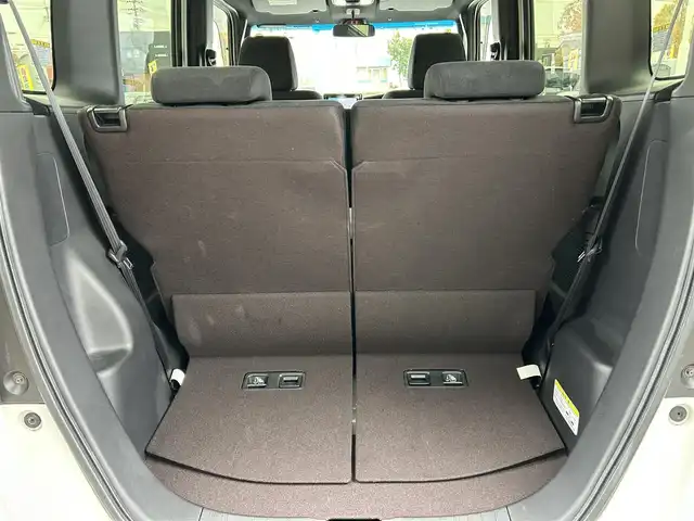 ホンダ Ｎ ＢＯＸ カスタム G L ホンダセンシング 愛媛県 2019(平31)年 5.8万km プラチナホワイトパール 登録時走行距離：57429Km/ディーラーOP純正メモリナビ/フルセグTV/Bluetooth/CD/DVD/AM/FM/ビルトインETC/後コーナーセンサー/スマートキー/スペアキー/ベンチシート/両側パワスラ/横滑り防止装置/衝突軽減システム/レーンキープアシスト/LEDヘッドライト/オートライト/フォグランプ/エンジンスタートボタン/スマートキー/スペアキー/純正アルミホイール/純正フロアマット/サンシェード