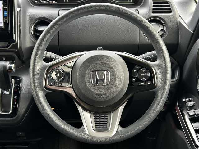 ホンダ Ｎ ＢＯＸ カスタム G L ホンダセンシング 愛媛県 2019(平31)年 5.8万km プラチナホワイトパール 登録時走行距離：57429Km/ディーラーOP純正メモリナビ/フルセグTV/Bluetooth/CD/DVD/AM/FM/ビルトインETC/後コーナーセンサー/スマートキー/スペアキー/ベンチシート/両側パワスラ/横滑り防止装置/衝突軽減システム/レーンキープアシスト/LEDヘッドライト/オートライト/フォグランプ/エンジンスタートボタン/スマートキー/スペアキー/純正アルミホイール/純正フロアマット/サンシェード