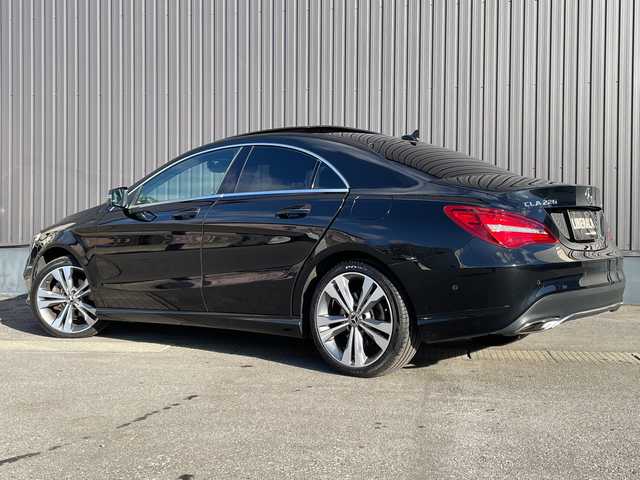 メルセデス・ベンツ ＣＬＡ２２０ 4MATIC 青森県 2018(平30)年 3.2万km コスモスブラック 純正メモリナビ/(フルセグTV/CD/DVD/Bluetooth)/harman/kardonスピーカー/追従クルーズコントロール/ブラインドスポットモニター/バックカメラ/ドライブレコーダー/前席メモリー付きパワーシート/前席シートヒーター/サンルーフ/前後コーナーセンサー/電動リアゲート/レーンキープアシスト/衝突軽減システム/純正アルミホイール/純正フロアマット/ETC/4WD/スマートキー/レザーシート