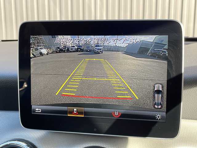 メルセデス・ベンツ ＣＬＡ２２０ 4MATIC 青森県 2018(平30)年 3.2万km コスモスブラック 純正メモリナビ/(フルセグTV/CD/DVD/Bluetooth)/harman/kardonスピーカー/追従クルーズコントロール/ブラインドスポットモニター/バックカメラ/ドライブレコーダー/前席メモリー付きパワーシート/前席シートヒーター/サンルーフ/前後コーナーセンサー/電動リアゲート/レーンキープアシスト/衝突軽減システム/純正アルミホイール/純正フロアマット/ETC/4WD/スマートキー/レザーシート