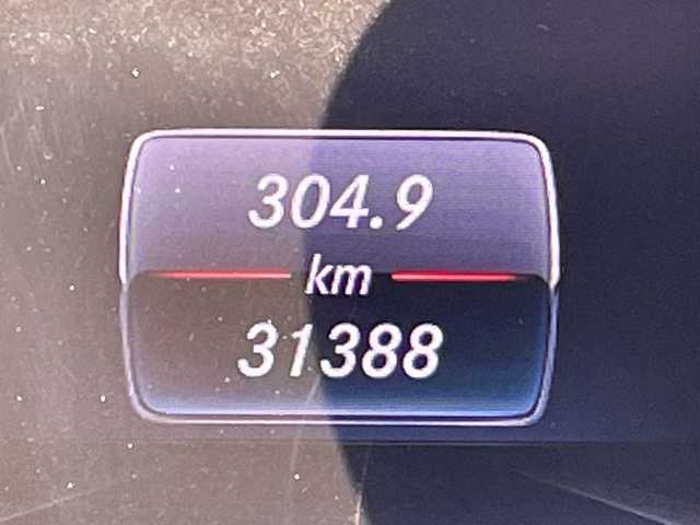 メルセデス・ベンツ ＣＬＡ２２０ 4MATIC 青森県 2018(平30)年 3.2万km コスモスブラック 純正メモリナビ/(フルセグTV/CD/DVD/Bluetooth)/harman/kardonスピーカー/追従クルーズコントロール/ブラインドスポットモニター/バックカメラ/ドライブレコーダー/前席メモリー付きパワーシート/前席シートヒーター/サンルーフ/前後コーナーセンサー/電動リアゲート/レーンキープアシスト/衝突軽減システム/純正アルミホイール/純正フロアマット/ETC/4WD/スマートキー/レザーシート